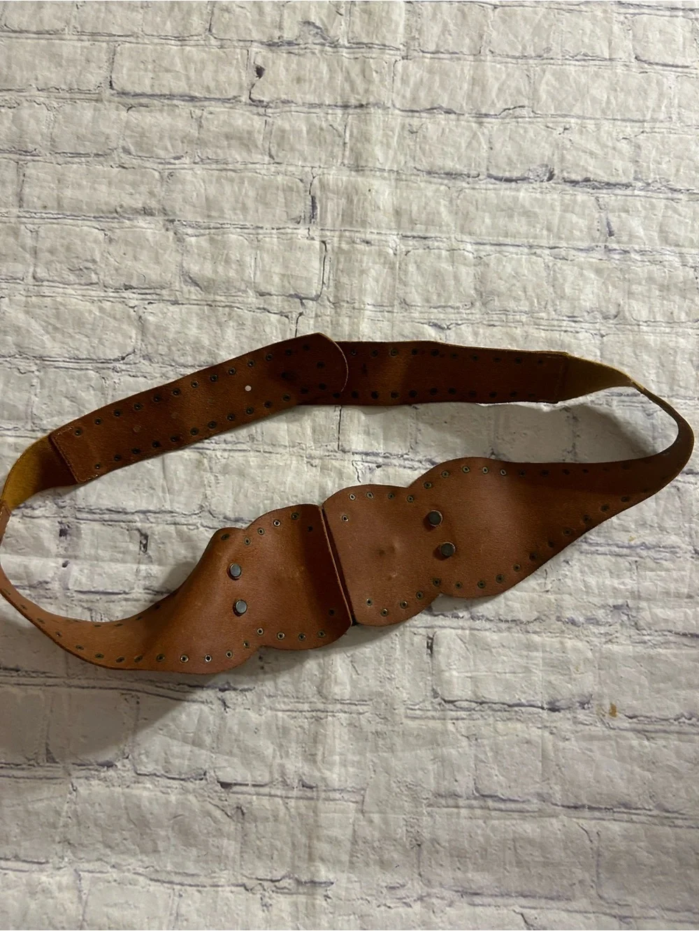 BOHO WESTERN WIDE RUST DARK CARMEL LEATHER BRASS STUDS CORAL MEDALLION BELT